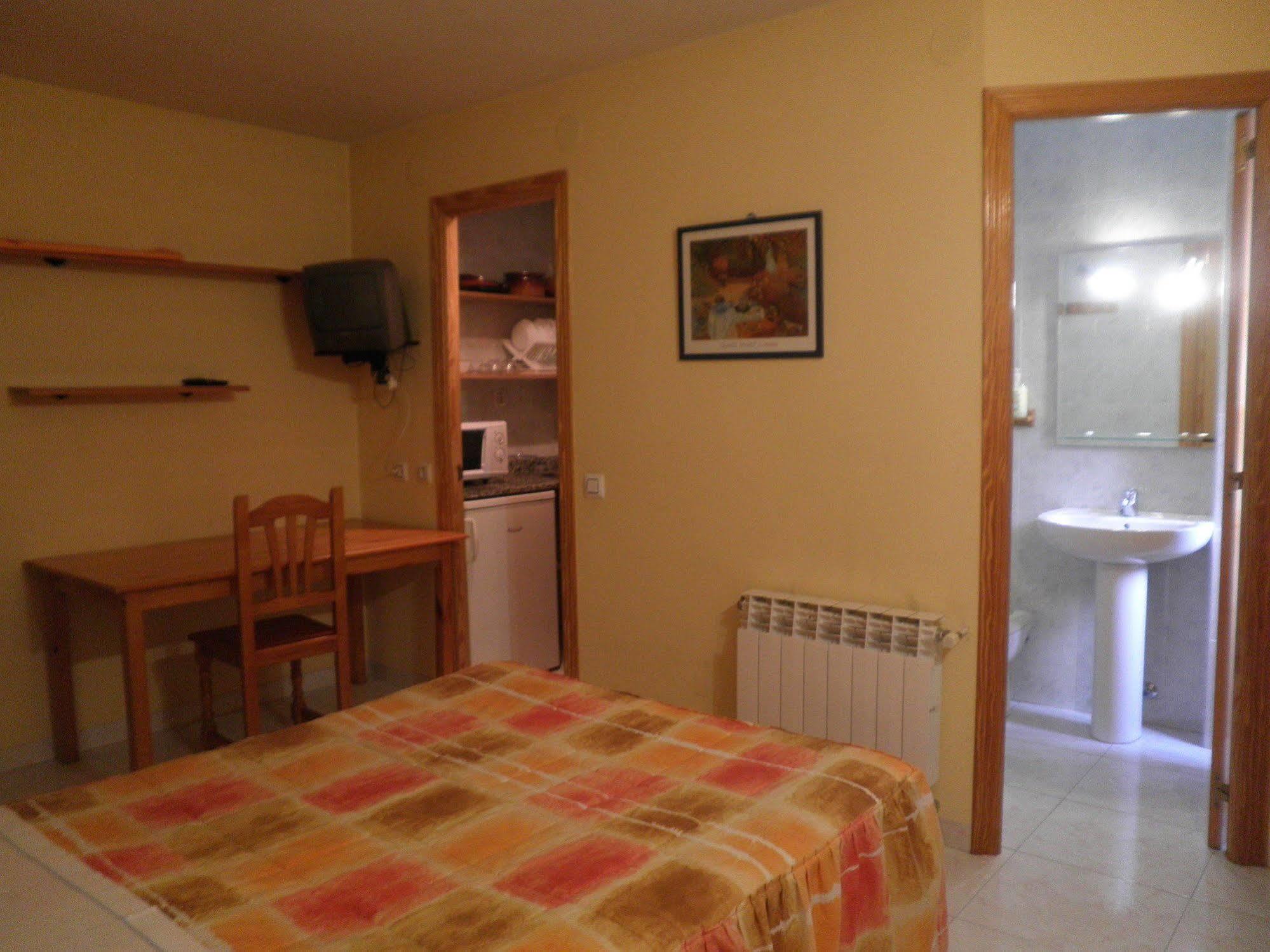Apartamentos Maribel Calaceite Exterior foto